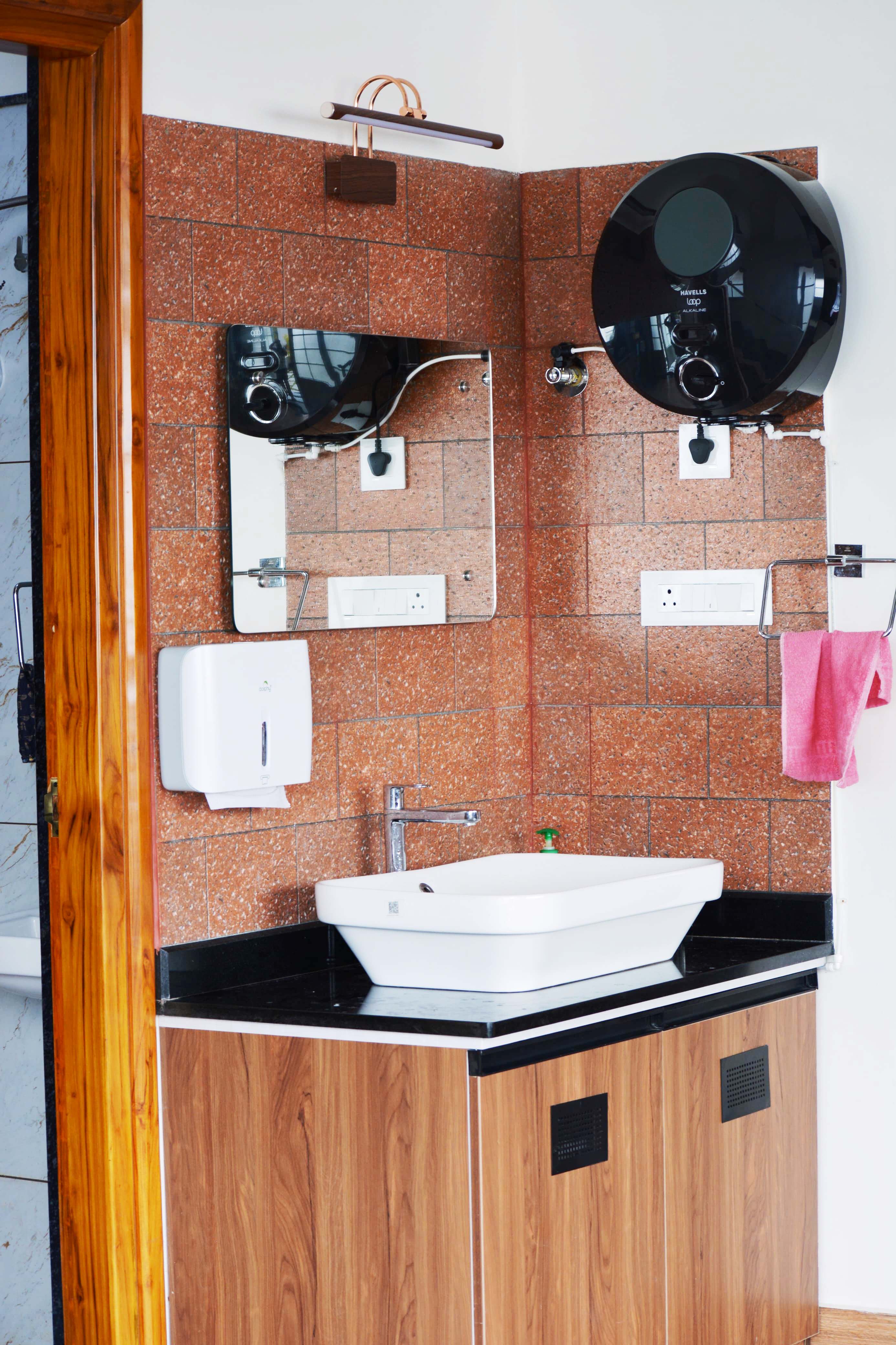 Modern Bathroom